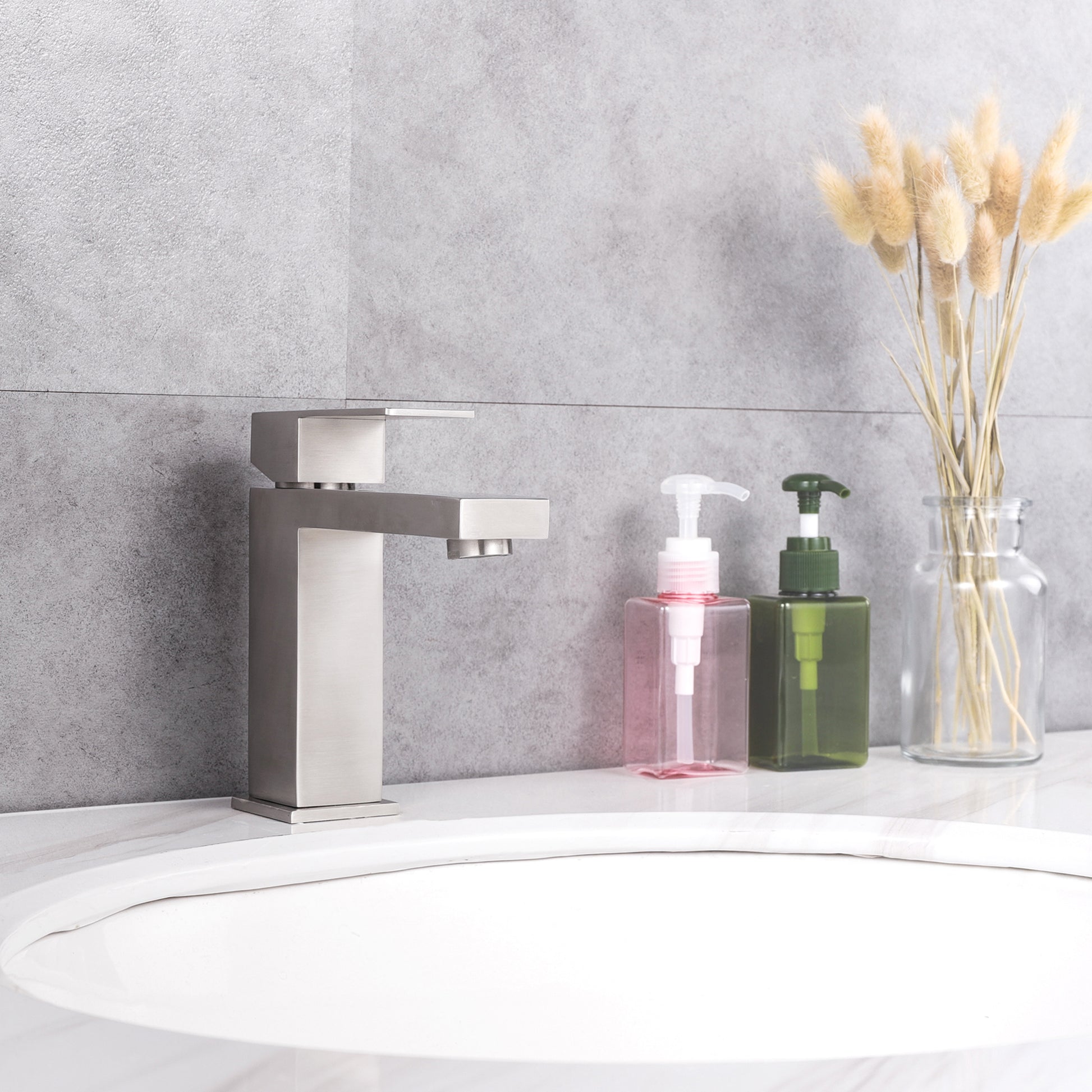 Deventer Bathroom Faucet Single Handle in Brush Nickle