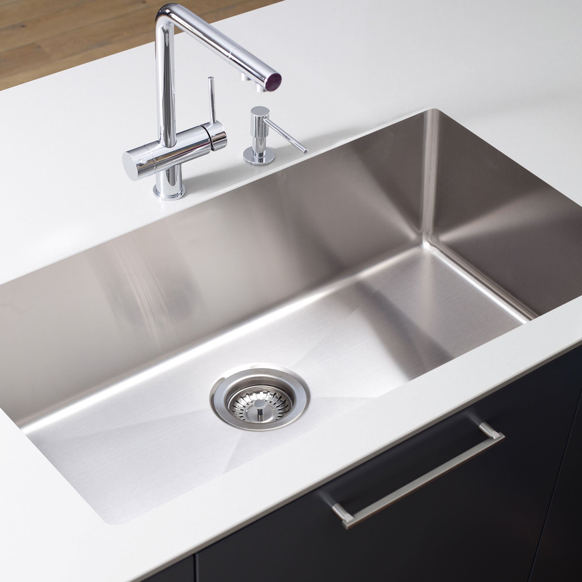 Kitchen Sink Undermount Single Bowl